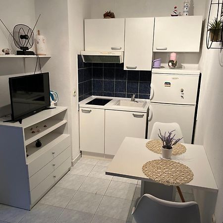 Apartments Despotovic Вис Экстерьер фото