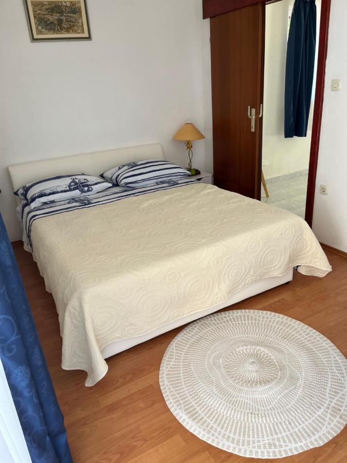 Apartments Despotovic Вис Экстерьер фото